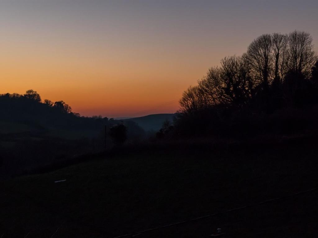 The Three Horseshoes Inn Bridport Buitenkant foto