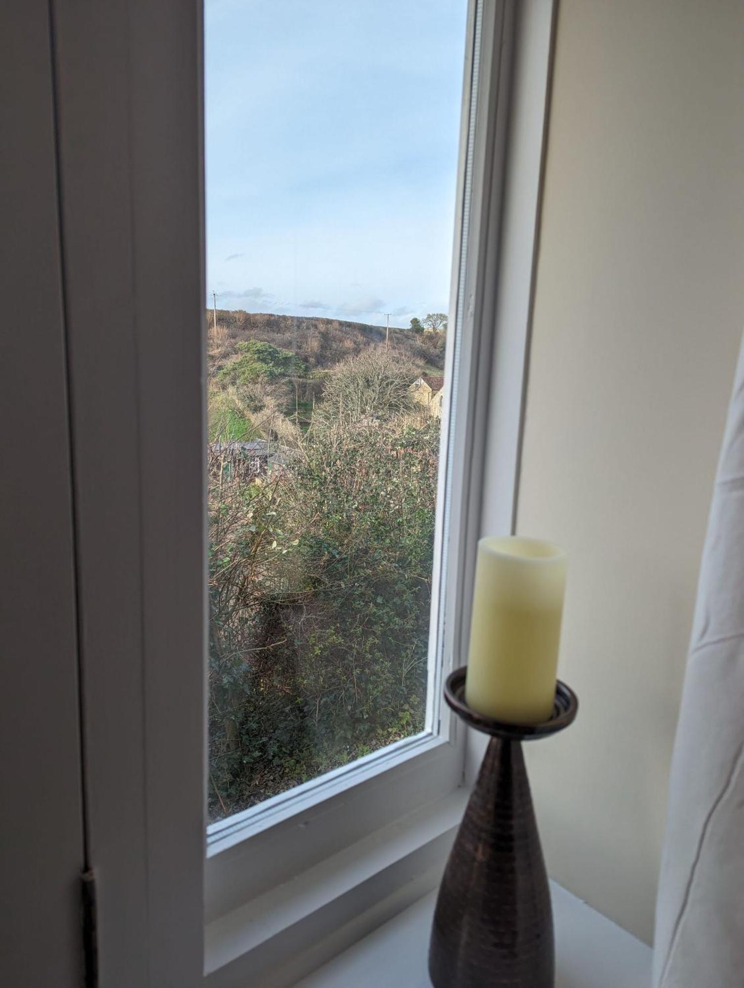 The Three Horseshoes Inn Bridport Buitenkant foto